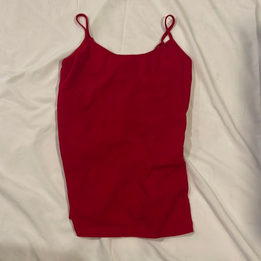 Basic red tank